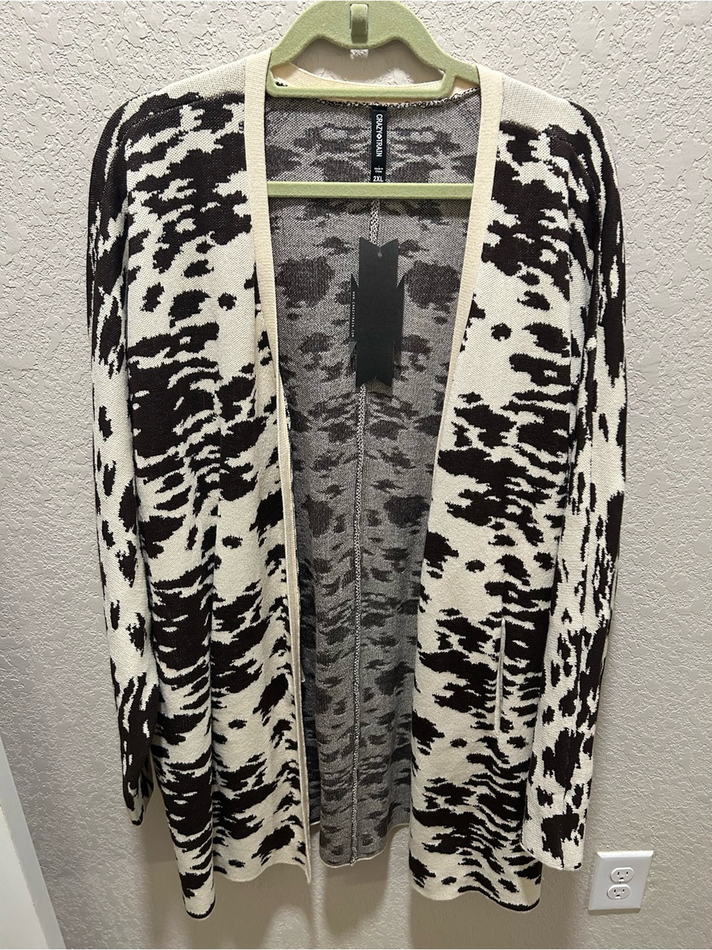 Crazy Train Black and Cream Open Front Abstract Print Cardigan